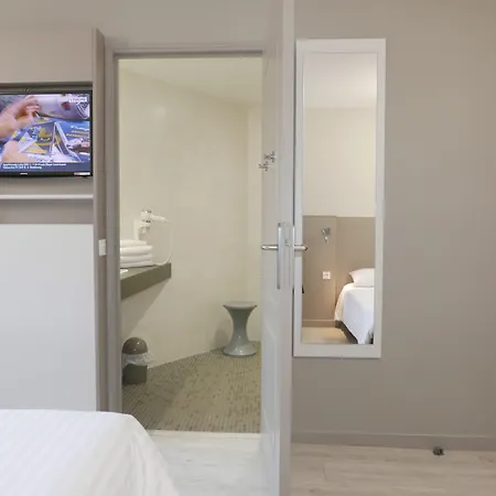 Brit Centre Hotel Lila