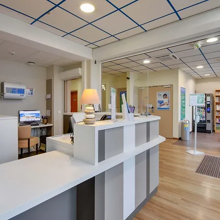 Hotel Brit Centre Lila