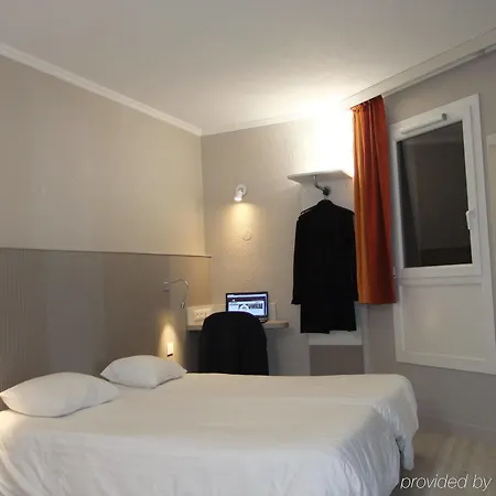 Hotel Brit Centre 3*