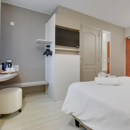 Szálloda Brit Centre 3*