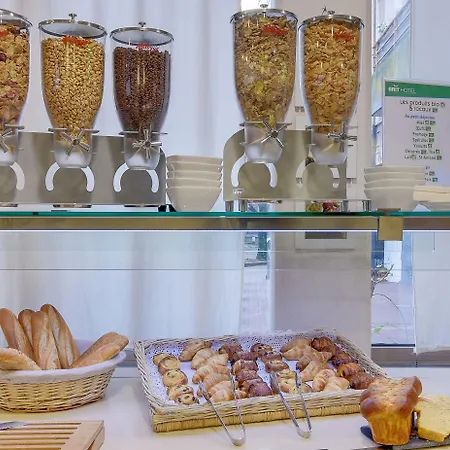 Brit Centre Szálloda Lille