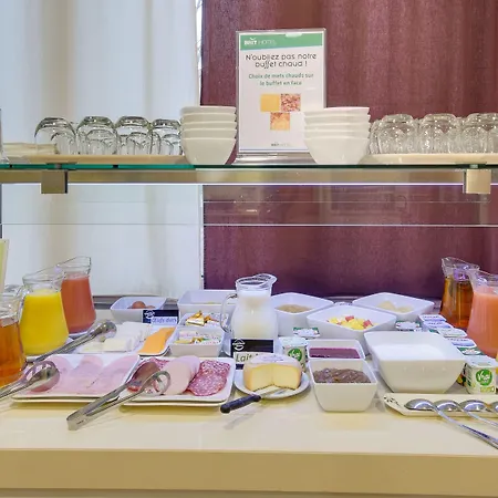 ホテル Brit Centre