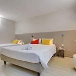 Brit Centre 3* ליל