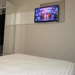Brit Centre 3* ליל