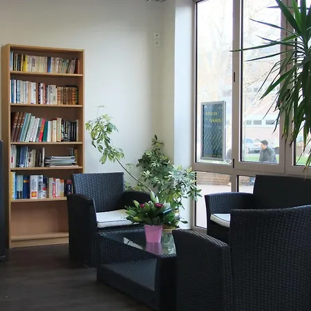 Brit Centre ליל