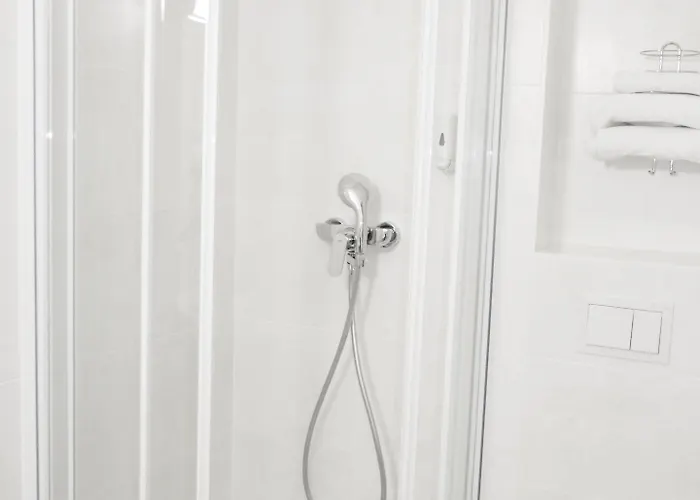 Brit Centre 3* ליל